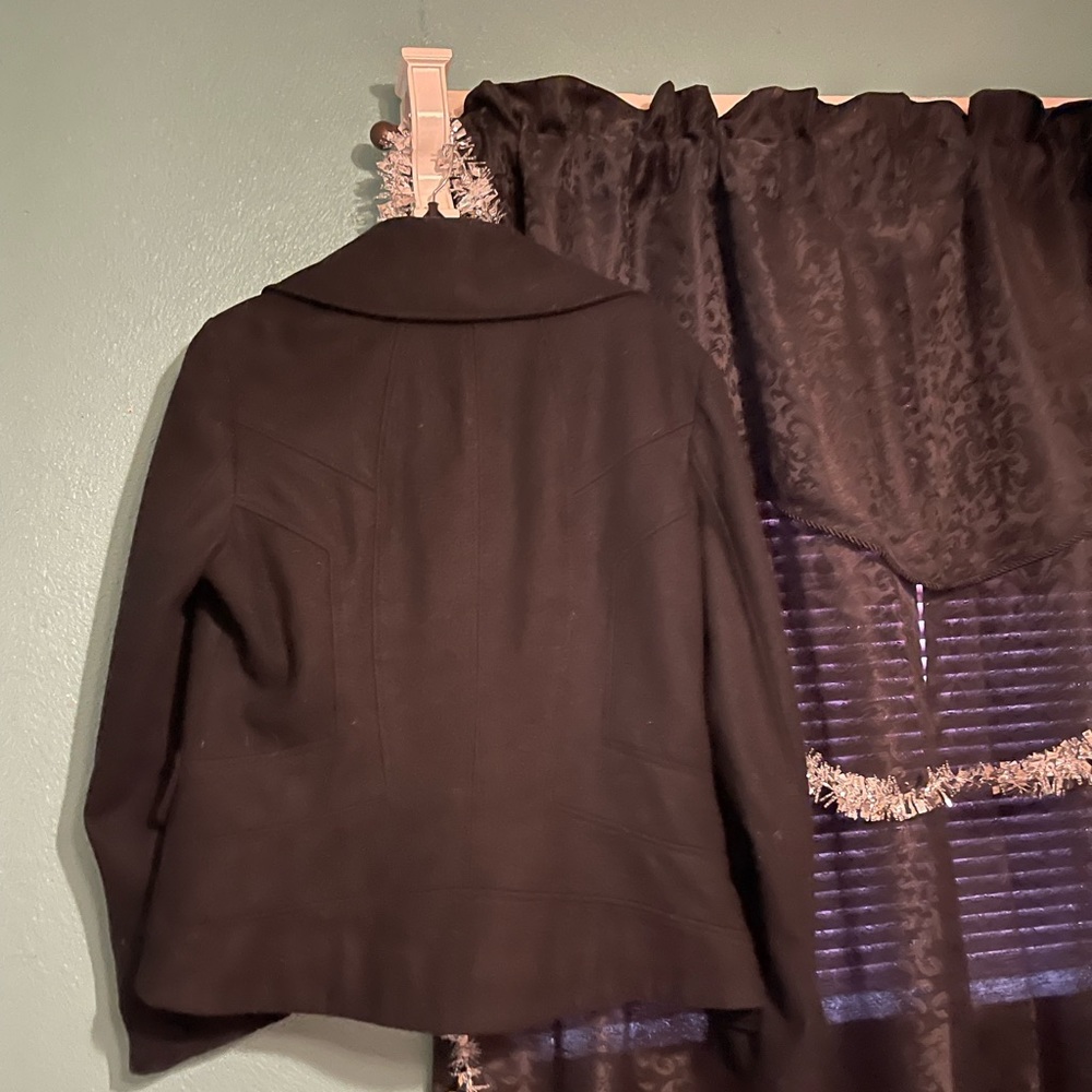 Guess Jacket - Picture 2 of 3